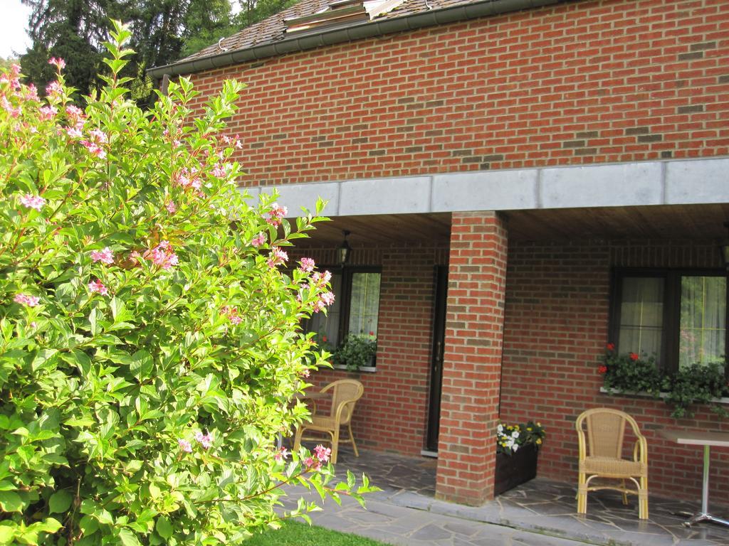 De La Lesse Hotel Celles (Namur)